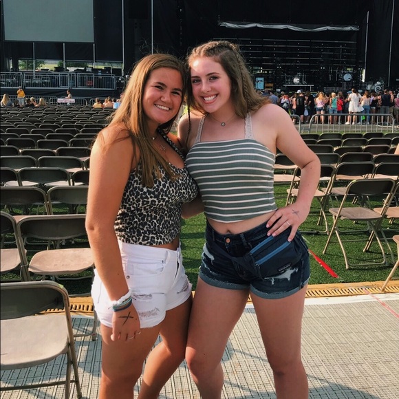 Meet your Posher, Shannon - Picture 1 of 1